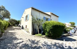 Saint-Gilles, Occitanie 30800