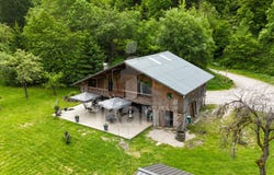 Villard-sur-Doron, Auvergne-Rhône-Alpes 73270