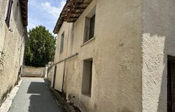 Champagne-Et-Fontaine, Dordogne