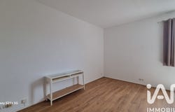 Montargis, Centre-Val de Loire 45200