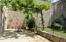 Saint-Paul-Trois-Châteaux, Rhône-Alpes 26130