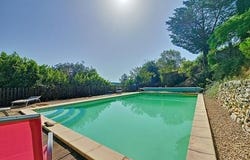 Pezenes-Les-Mines, Languedoc-Roussillon 34600