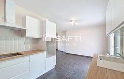 Vitry-Aux-Loges, Centre 45530