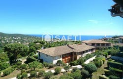 Roquebrune-Sur-Argens, Provence-Alpes-Côte d'Azur 83520