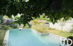 Pertuis, Provence-Alpes-Côte d'Azur 84120