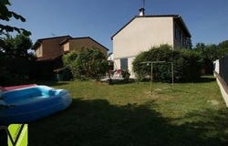 Genas, Rhône 69740