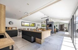 Bessines, Poitou-Charentes 79000