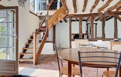 Les Bordes, Centre 45460