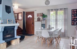 Longueville-sur-Aube, Grand Est 10170