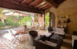 Pertuis, Provence-Alpes-Côte d'Azur 84120