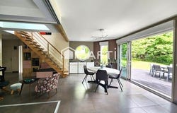 La Fleche, Pays de la Loire 72200