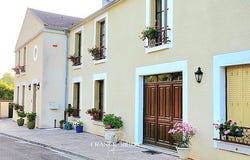Vezelay, Bourgogne 89450