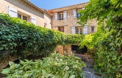 Venasque, Provence-Alpes-Côte-d'Azur 84210