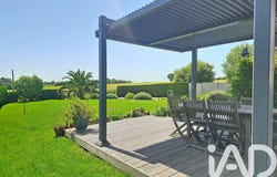 Yvias, Brittany 22930