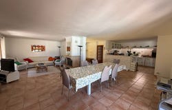 Uzès, Languedoc-Roussillon 30700