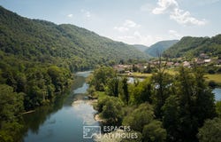 ROCHE LEZ BEAUPRE, Bourgogne-Franche-Comté 25220