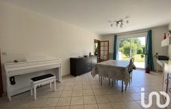 Conty, Hauts-de-France 80160