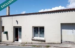 Cozes, Poitou-Charentes 17120