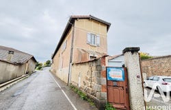 Les Halles, Auvergne-Rhône-Alpes 69610