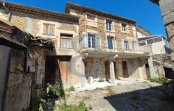Grignan, Auvergne-Rhône-Alpes 26230