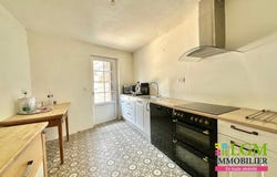 Bezouce, Languedoc-Roussillon 30320