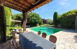 PEZENAS, Occitanie 34120
