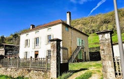 Caylus, Midi-Pyrénées 82160