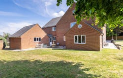 34C Kneesworth St, Royston SG8 5AB, UK, Royston, England SG8