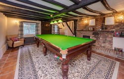 Ashford Road, Ashford, England TN27 0ED