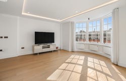 Upper Grosvenor Street, England, London, England W1K