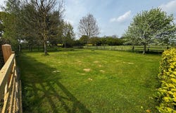 Buntingford, England SG9 0HT