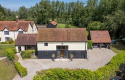 The Essex Barn, Little Canfield, Dunmow, Dunmow, England CM6 1SP