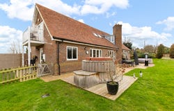 105 Station Rd, Ashwell, England