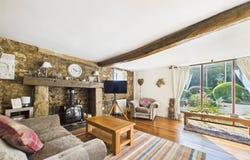 Strines, England SK6 7GW
