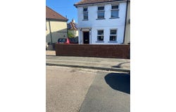 4 Gloucester Road, Gravesend, Kent DA12 5JY