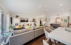 London, England NW3