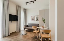 Kleomenous, Athina, Attica (region) 106 76