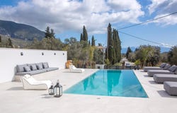 Agios Christoforos, Ionian Islands 31100