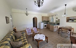 Stroggili, Ionian Islands 49084