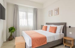 Solonos, Athina, Attica (region) 106 81