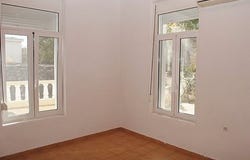 Neapoli, Kríti 724 00