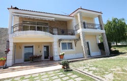 Kamares, Western Greece 25009