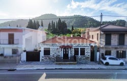 Lykoporia, Peloponnese 20012