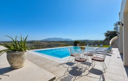 Finikia, Crete 71410