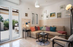Tavronítis, Crete 73006