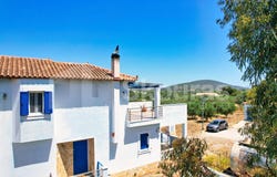 Ermioni, Peloponnese 21051