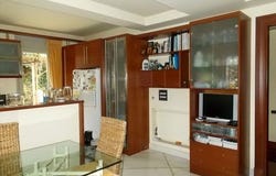 Penteli, Athens - North 15236