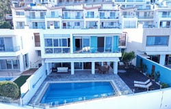 ... (), Crete 71500