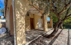 Mikro Nisi, Ionian Islands 29091