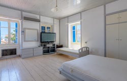 Spetses, Attica 18050